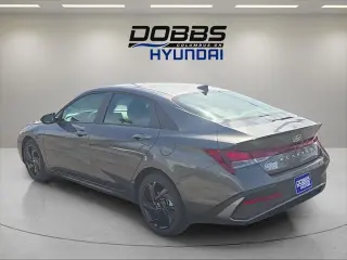 Hyundai ELANTRA 2026 SEL Sport 4dr Sedán