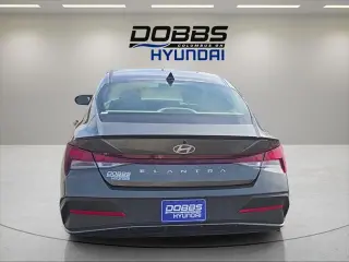 Hyundai ELANTRA 2026 SEL Sport 4dr Sedán