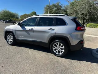 Jeep Cherokee 2018