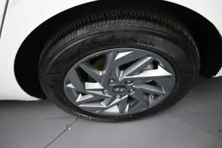 Hyundai ELANTRA 2024 SEL 4dr Sedán