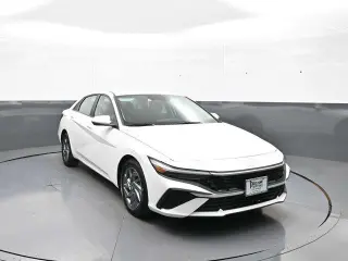 Hyundai ELANTRA 2024 SEL 4dr Sedán