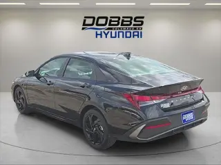 Hyundai ELANTRA 2026 SEL Sport 4dr Sedán
