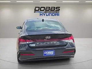 Hyundai ELANTRA 2026 SEL Sport 4dr Sedán