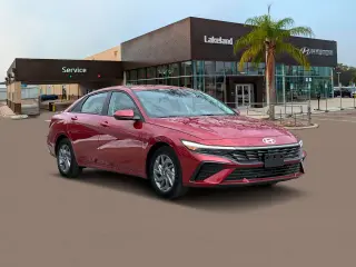Hyundai ELANTRA 2024 SEL 4dr Sedán