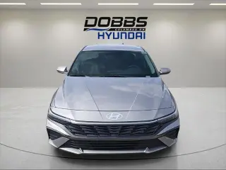 Hyundai ELANTRA 2026 SE Sedán 4 puertas