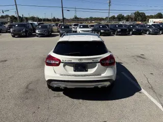 2016 Mercedes-Benz GLA