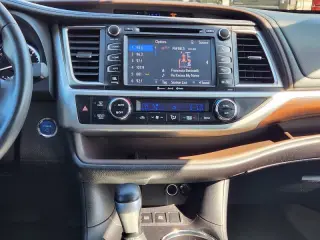 2016 Toyota Highlander Hybrid