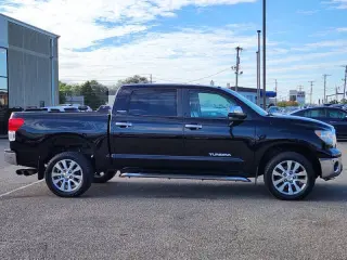 Toyota Tundra 2010