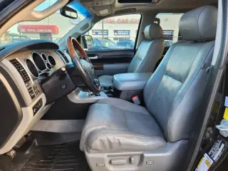 Toyota Tundra 2010
