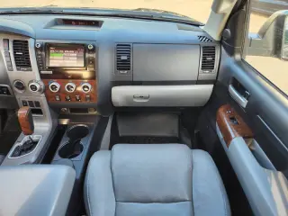 Toyota Tundra 2010