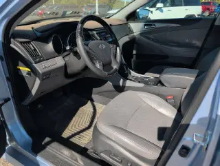 Hyundai SONATA Hybrid 2012 Base 4dr Sedán