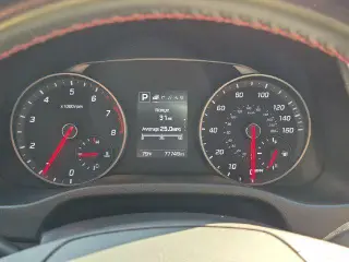 Hyundai ELANTRA 2018 Sport 4dr Sedán DCT