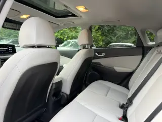 Hyundai KONA 2023 AWD Limited 4dr Crossover