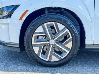 Hyundai KONA Eléctrico 2023 SE 4dr Crossover