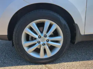 Hyundai TUCSON 2012 AWD Limited 4dr SUV