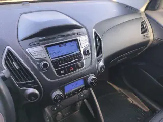 Hyundai TUCSON 2012 AWD Limited 4dr SUV