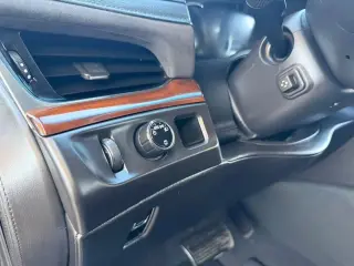 2018 Cadillac ESCALADE