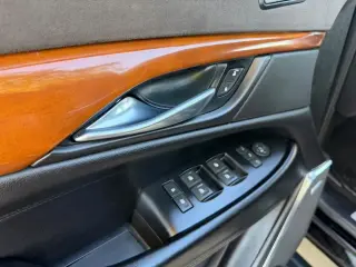 2018 Cadillac ESCALADE