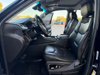 2018 Cadillac ESCALADE