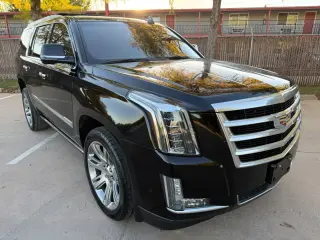 2018 Cadillac ESCALADE