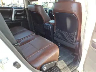 Toyota 4Runner 2017 4x4 SR5 4dr SUV