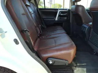 Toyota 4Runner 2017 4x4 SR5 4dr SUV