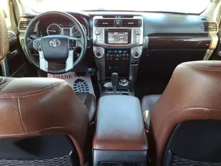 Toyota 4Runner 2017 4x4 SR5 4dr SUV