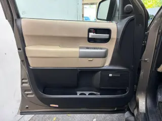 2014 TOYOTA SEQUOIA