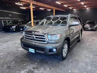 2014 TOYOTA SEQUOIA