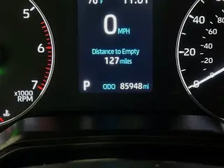 Toyota Corolla Híbrida 2024 LE 4dr Sedán