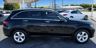 2017 MERCEDES-BENZ GLC