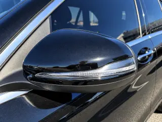 2017 MERCEDES-BENZ GLC