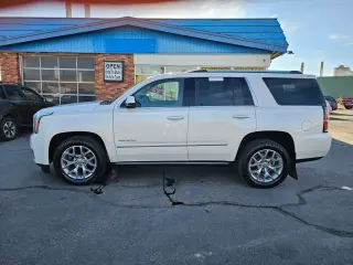 2016 GMC YUKON