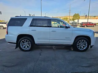 2016 GMC YUKON