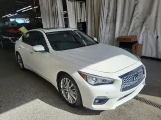 INFINITI Q50 2022 Lujo 4d Sedán