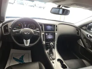INFINITI Q50 2022 Lujo 4d Sedán