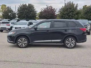 Mitsubishi Outlander 2019 AWD SE 4dr SUV
