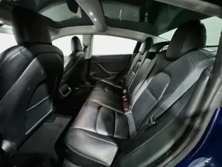 Tesla Model 3 2022 4dr Sedán
