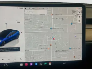 Tesla Model 3 2022 4dr Sedán