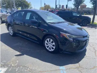 Toyota Corolla 2024 LE 4dr Sedán