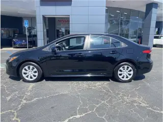 Toyota Corolla 2024 LE 4dr Sedán