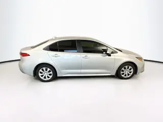 Toyota Corolla 2026 LE 4dr Sedán
