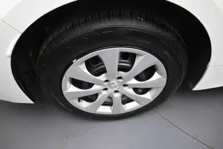Toyota Corolla 2026 LE 4dr Sedán