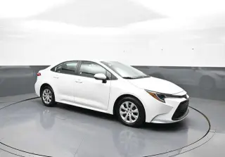 Toyota Corolla 2026 LE 4dr Sedán