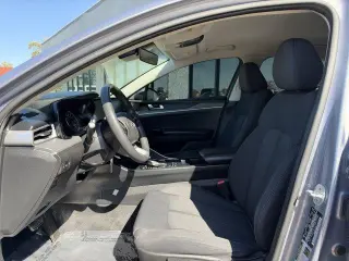 Kia K5 2021 LX 4dr Sedán