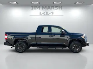 Toyota Tundra 2018 4x4 SR5 4dr Double Cab Pickup SB (5.7L V8)