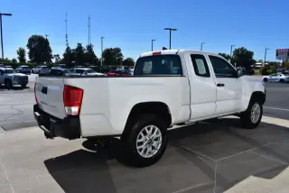 Toyota Tacoma 2017 4x2 SR 4dr Access Cab 6.1 ft LB