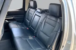 Toyota Tundra 2024 4x4 Limited HV 4puerta CrewMax Cabina SB Pickup