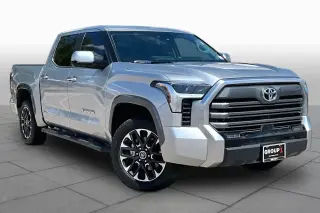 Toyota Tundra 2024 4x4 Limited HV 4puerta CrewMax Cabina SB Pickup