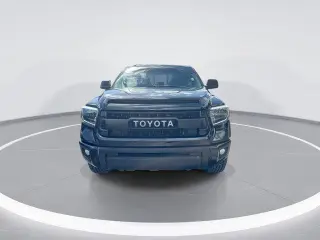 Toyota Tundra 2017 4x4 Limited 4dr Double Cab Pickup SB (5.7L V8 FFV)